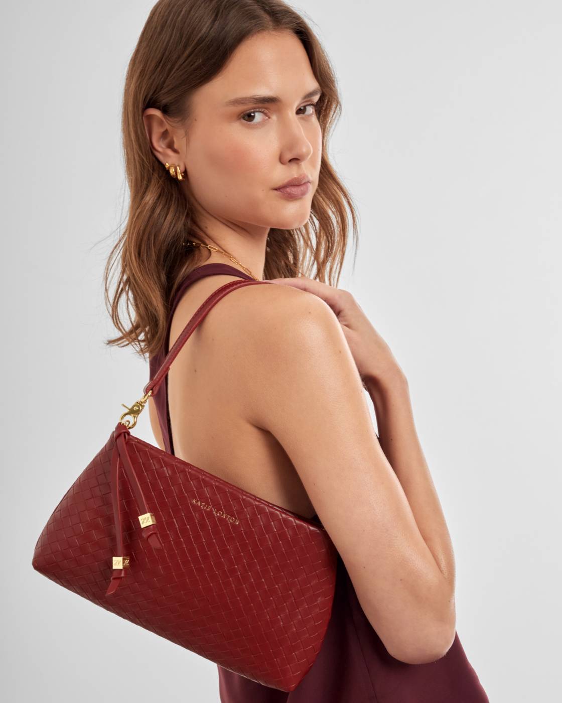 Nova Small Shoulder Bag l Crimson