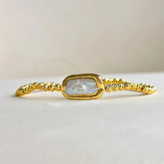 Beam Stretch Bracelet with Rectangle Pearl