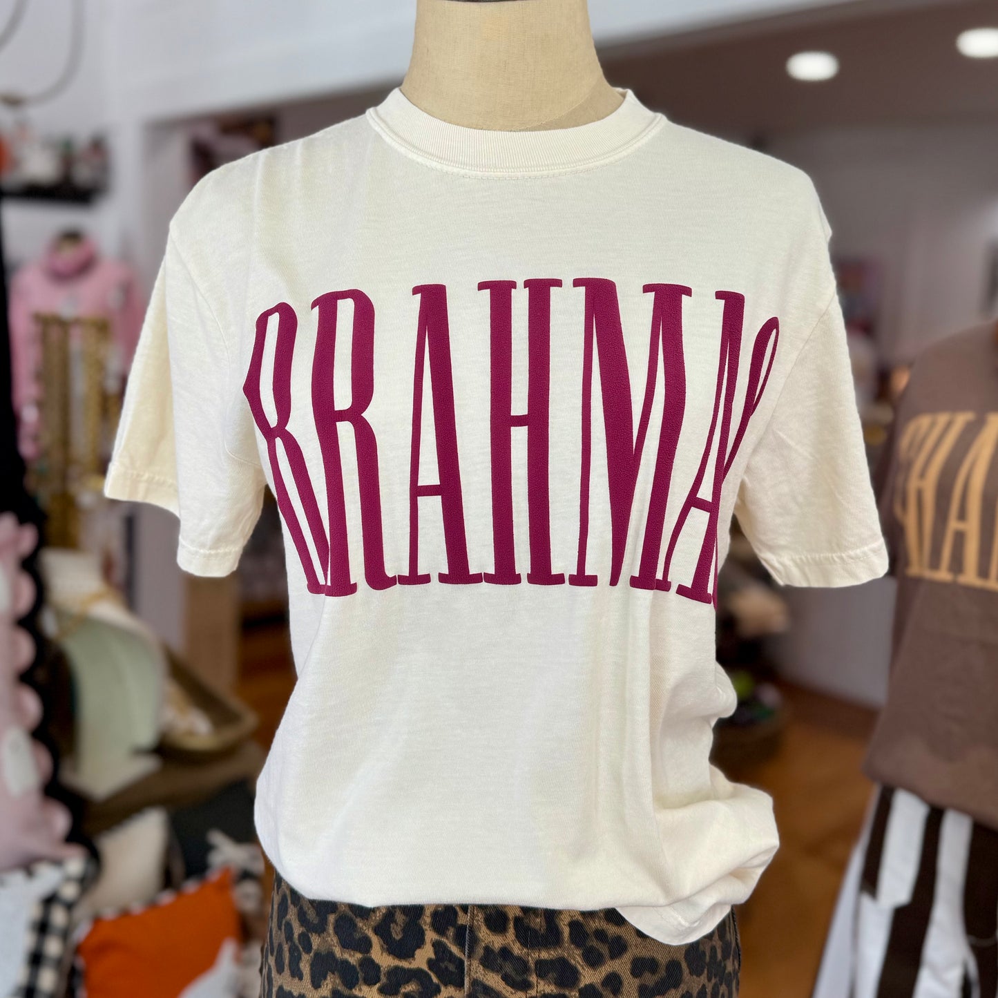 Brahmas Tee | Ivory