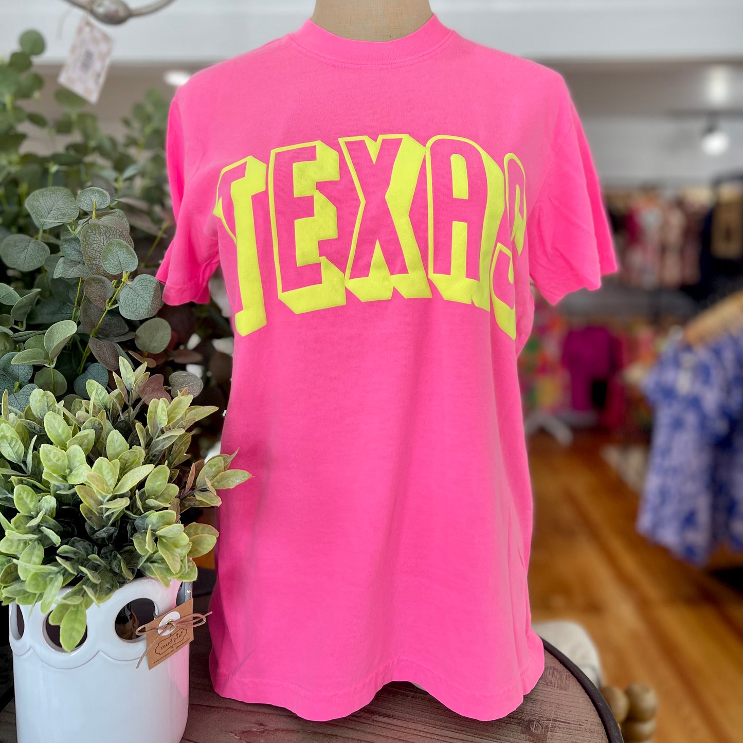 Texas Tee | Neon Pink