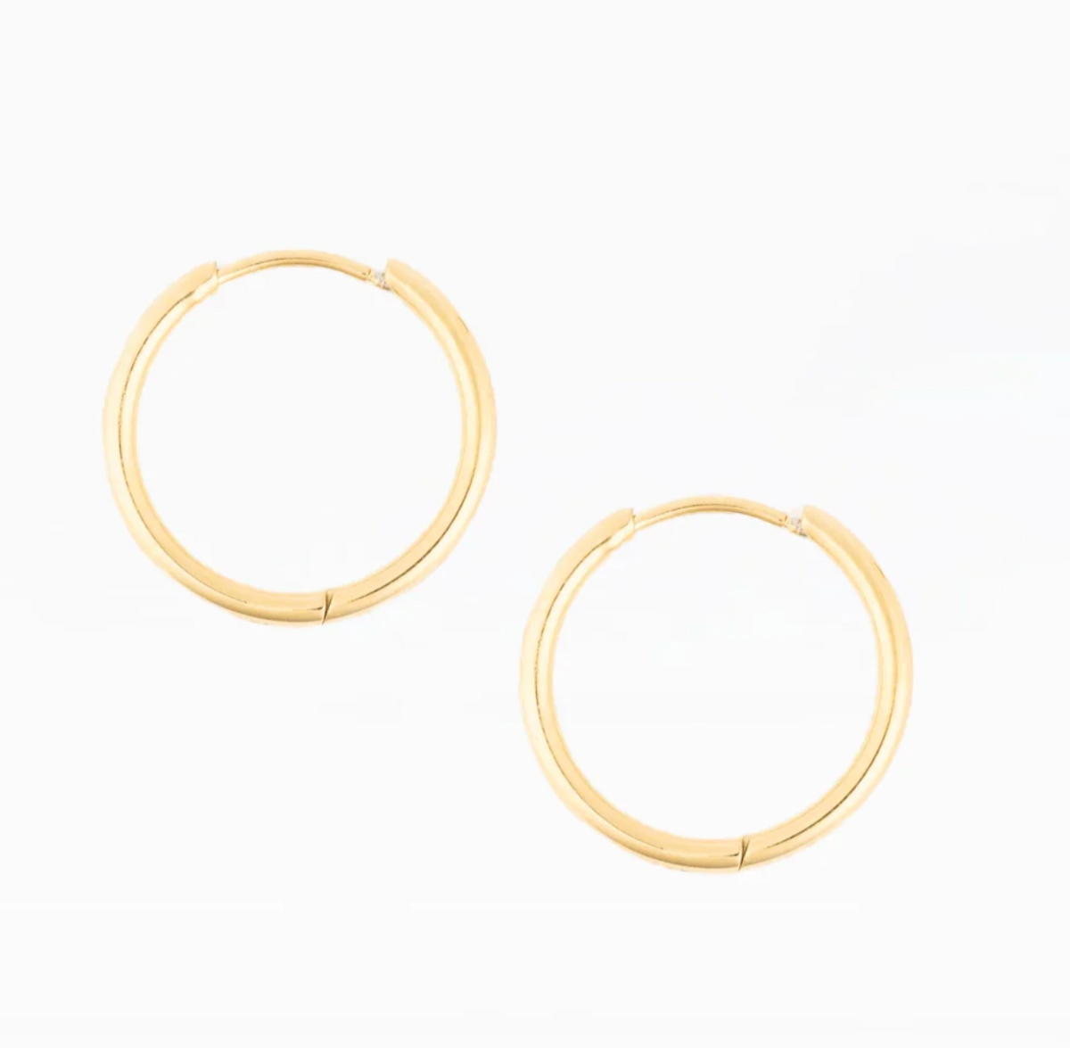 Amelia Waterproof Hoop Earrings | Medium
