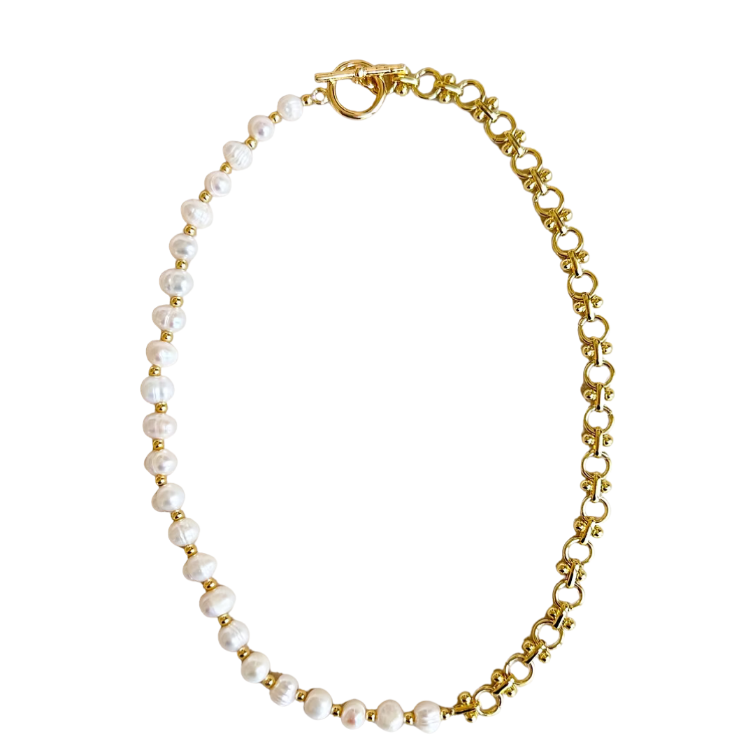 Pearl Loop Necklace