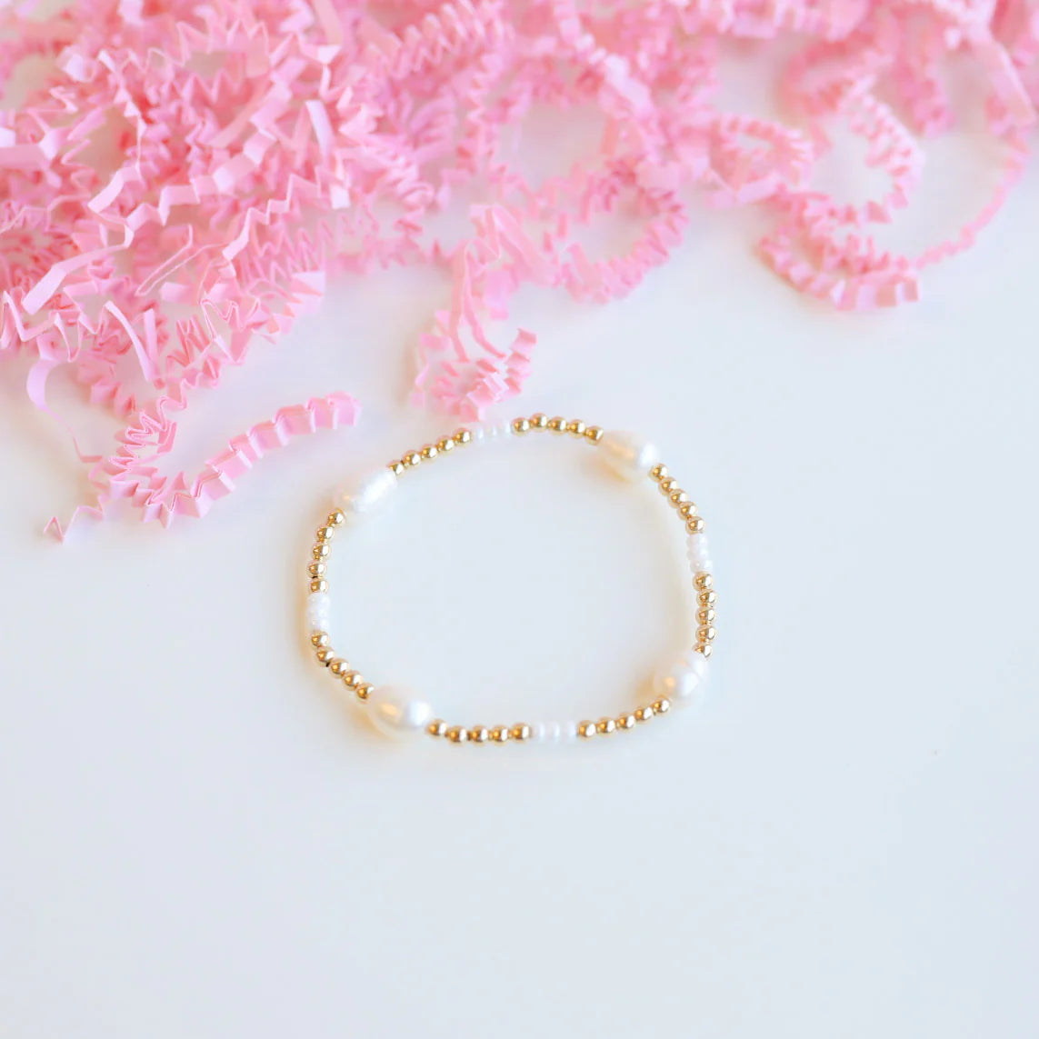 White Pearl Poppi Bracelet | Extended