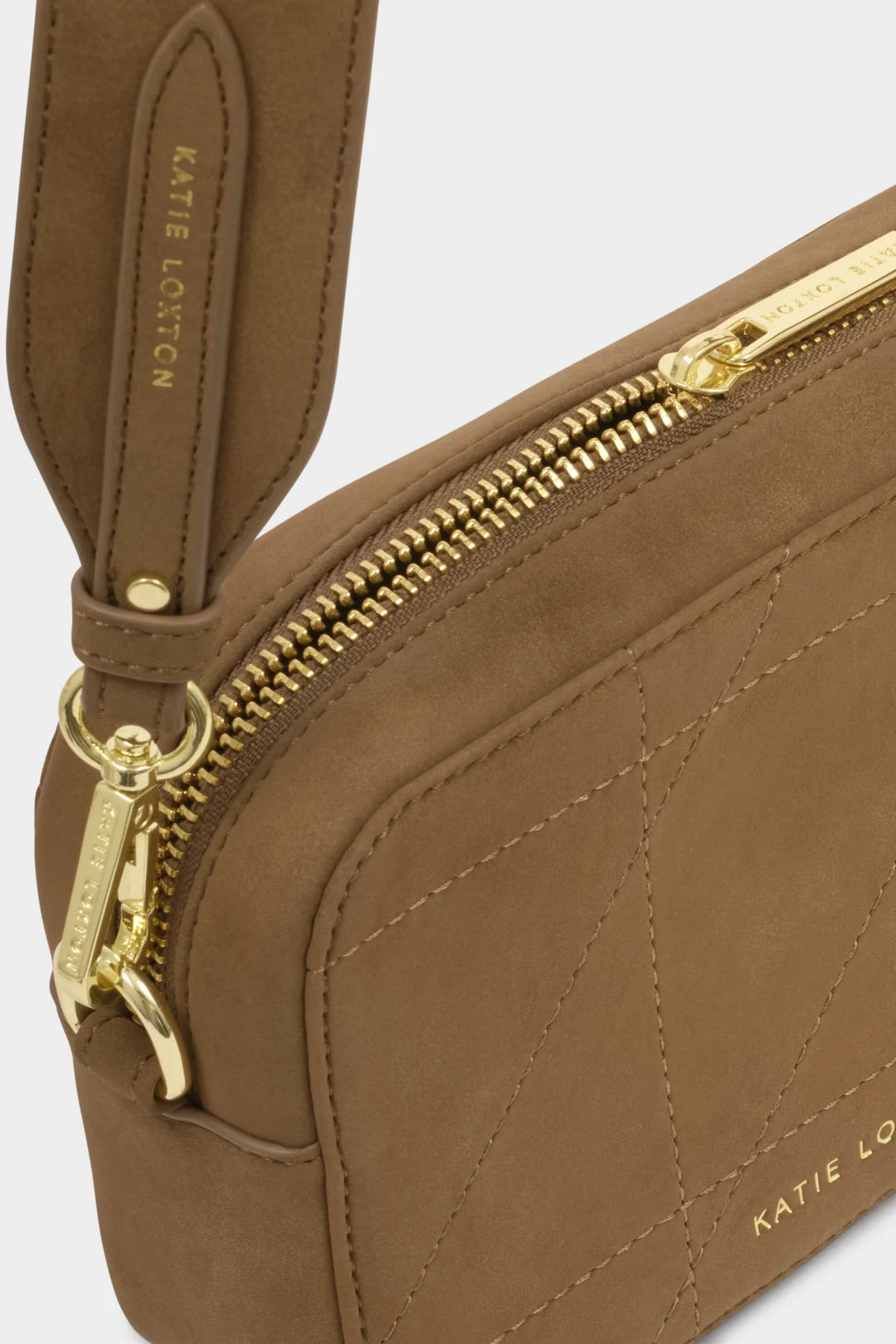 Avery Small Crossbody Bag l Caramel Quilted