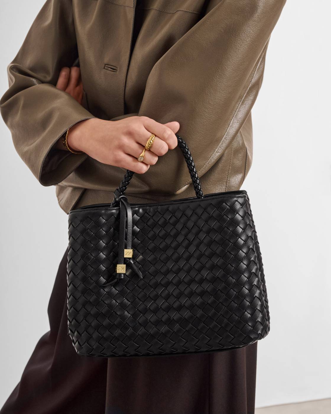 Nova Hand Woven Top Handle Bag l Black