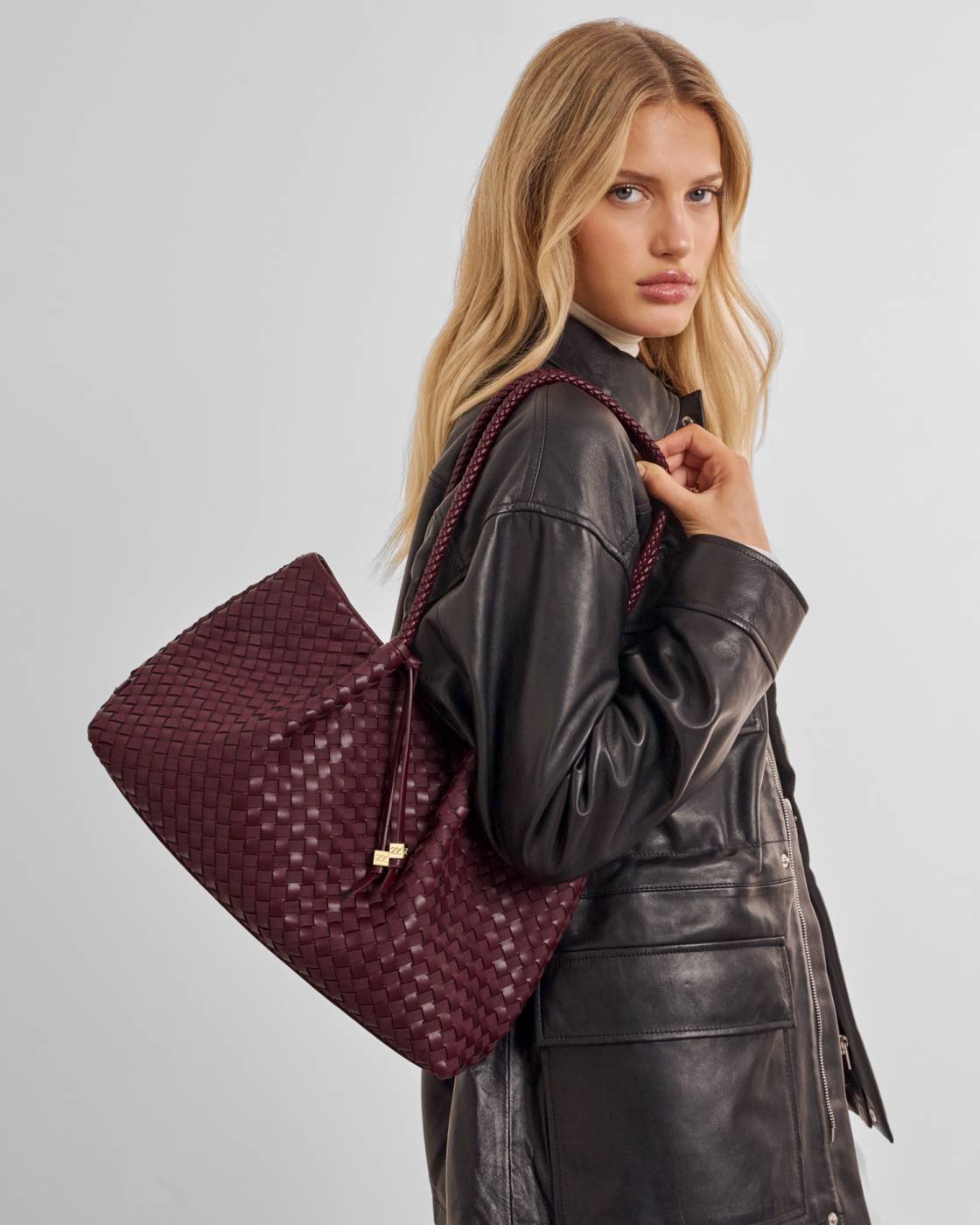 Nova Hand Woven Small Shoulder Tote l Cherry