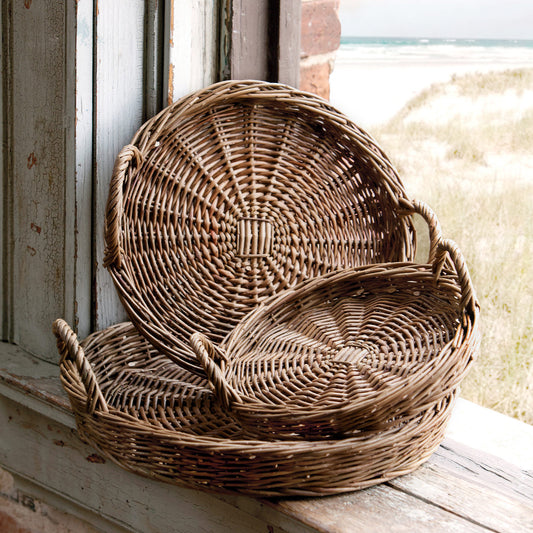 Round Willow Tray