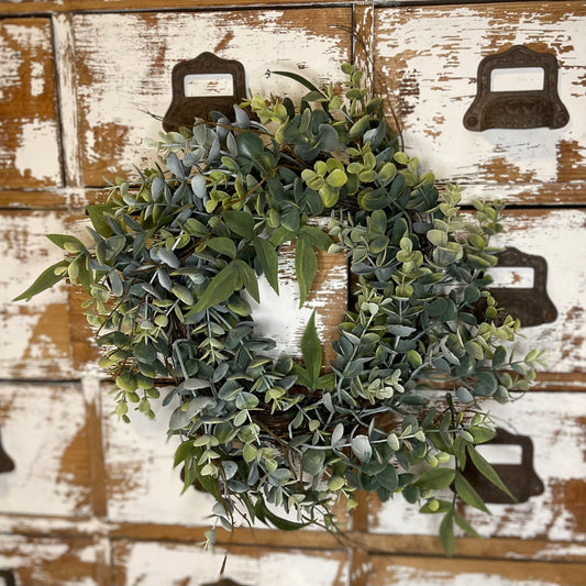 Eucalyptus and Berry Mini Wreath | Candle Ring